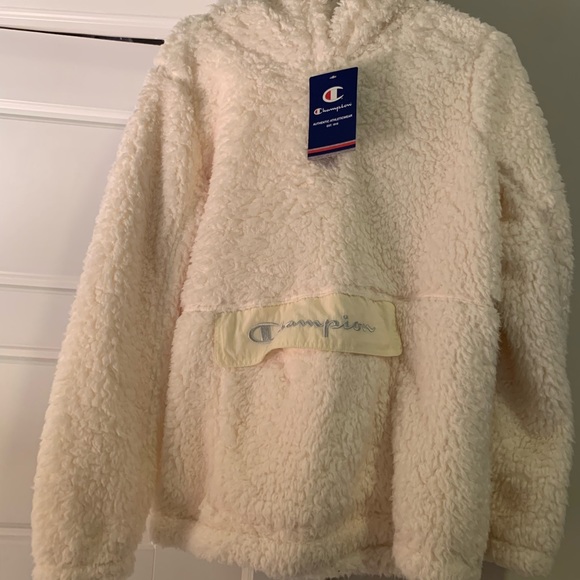 Champion Hoodie Sherpa Teddy: Women’s Medium Cream Pocket Pull Over NWT - Picture 2 of 6
